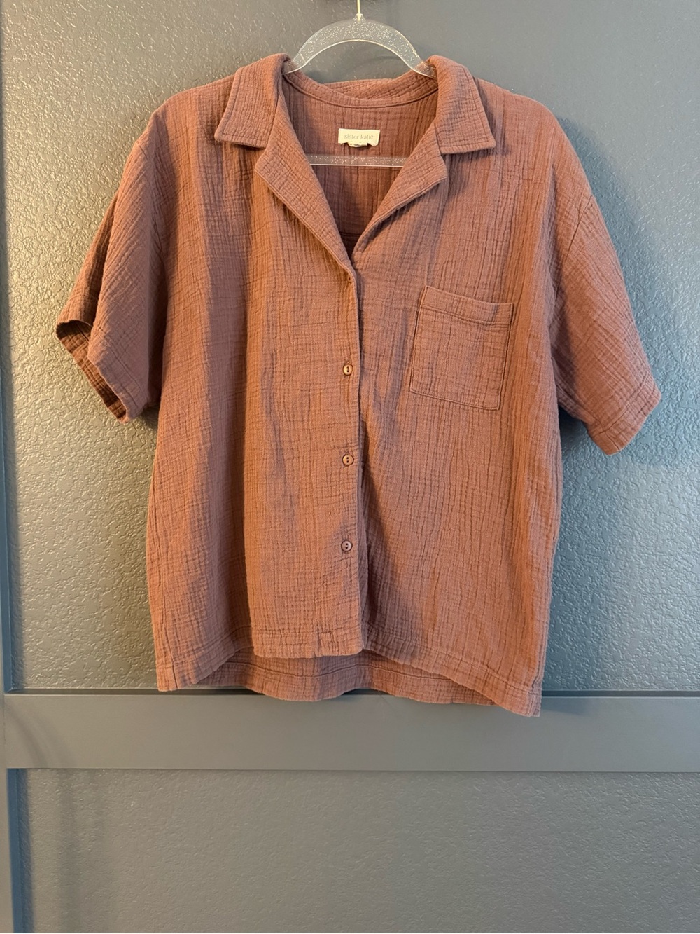SISTER KATIE • soft cotton gauze Relaxed Short-Sleeve Button Shirt Small